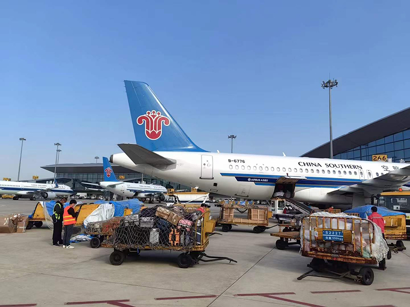 铜官到和田空运公司-航空